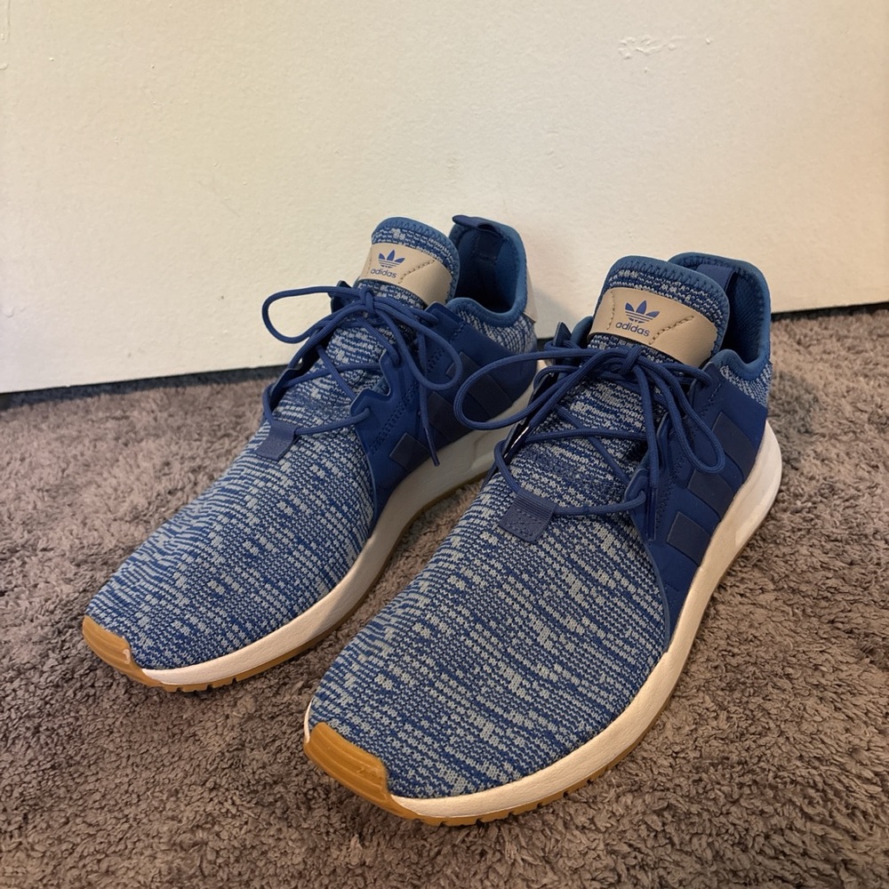 Adidas Men's Blue and Tan Sneakers